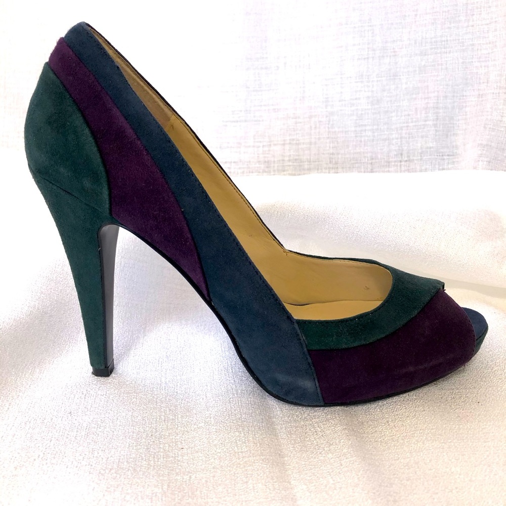 EUC Nine West Suede Color Block Heels, Peep toe